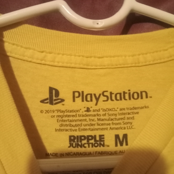 Official Licensed Playstation T-Shirt - Picture 3 of 4